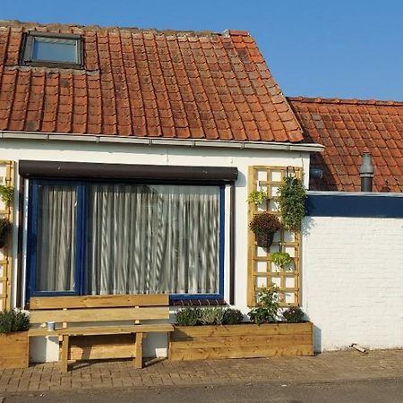 Schrijvershuisje - Sfeer & Stilte Zeeuws Vlaanderen Zaamslag Exteriör bild